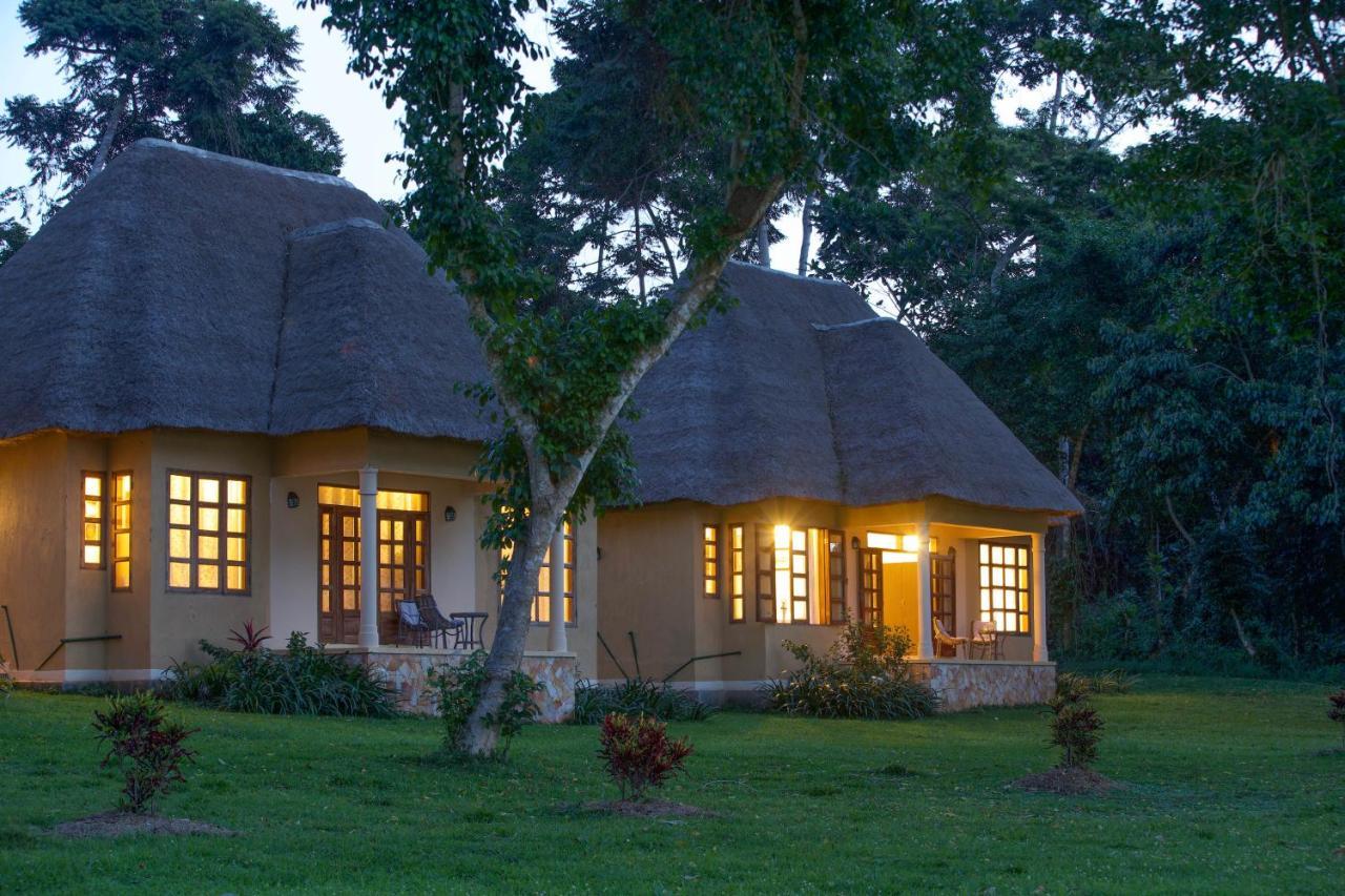 Brovad Sands Lodge Kalangala Exterior foto