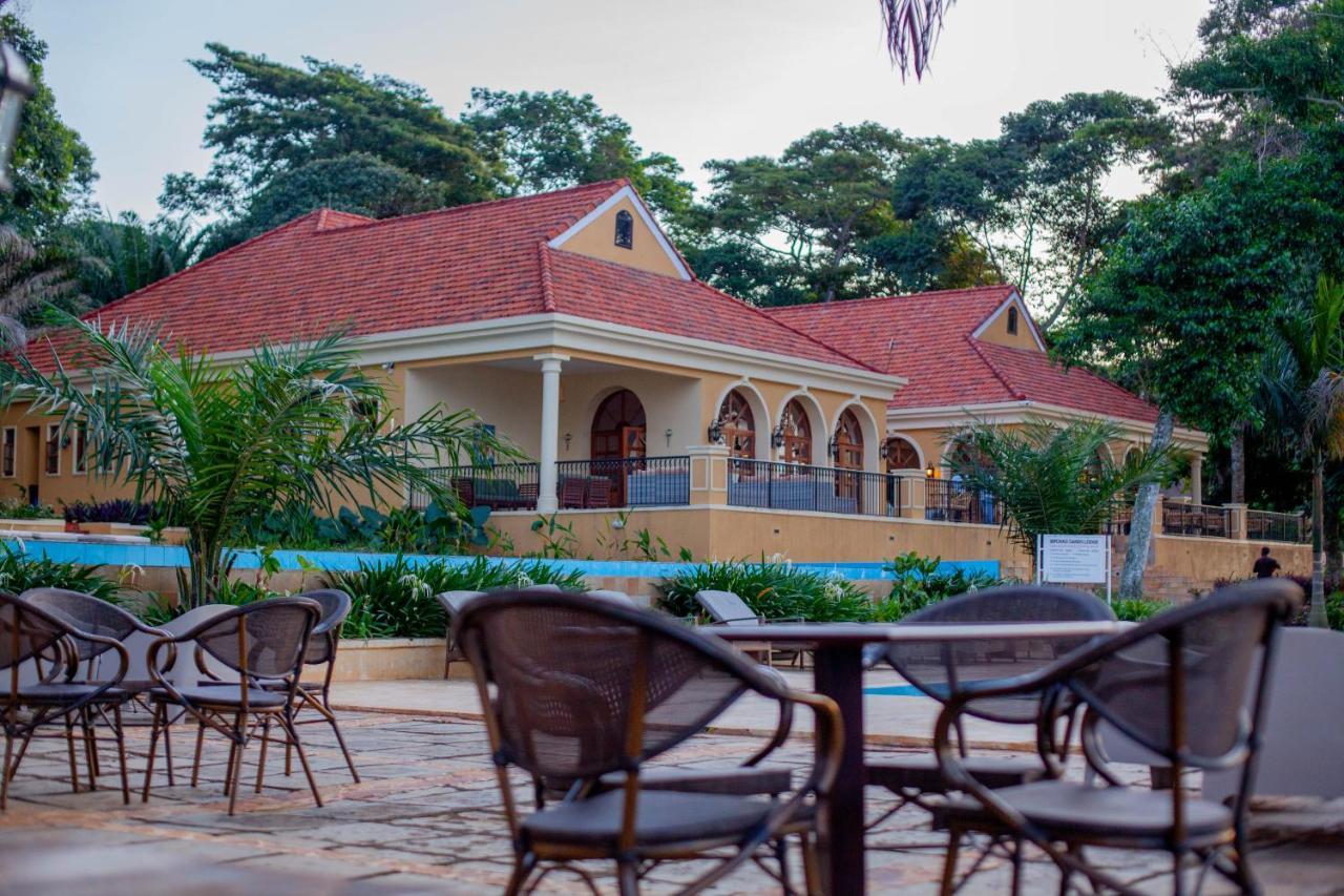 Brovad Sands Lodge Kalangala Exterior foto