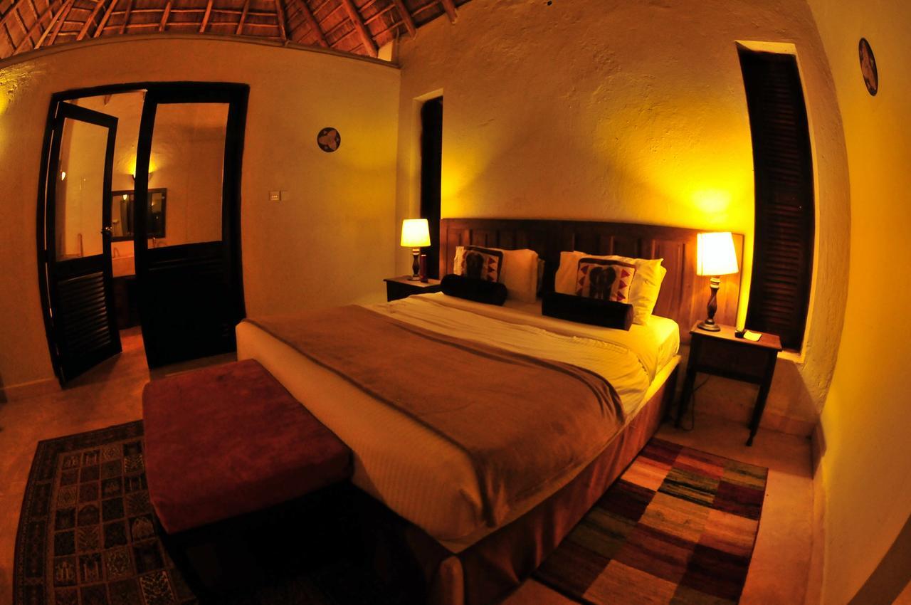 Brovad Sands Lodge Kalangala Exterior foto